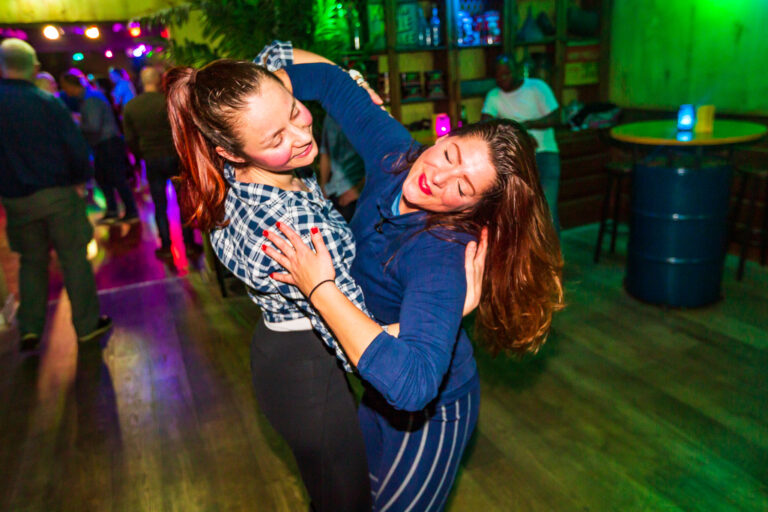 Zouk dansen in Enschede bij Rico Latino